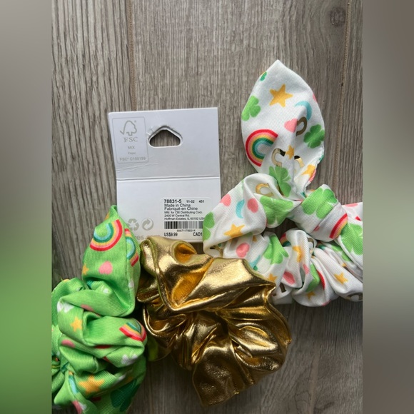 NWT ST PATRICKS DAY LEPRECHAUN ☘️ GREEN Wig & Accessories 🍀 - Picture 3 of 6